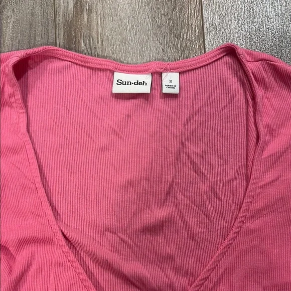 Pink Ruched Women's Top - Picture 2 of 3
